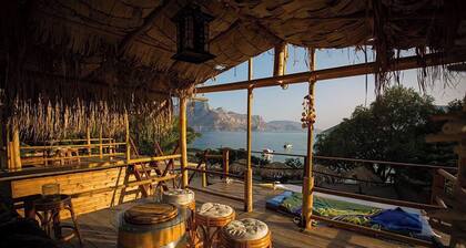 Ambelli The Pirates Cabin - Black Pearl