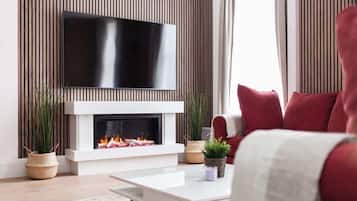 Smart-TV, Kamin, Arbeitsbereiche