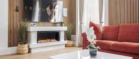 Smart-TV, peis, videospill og kontorer