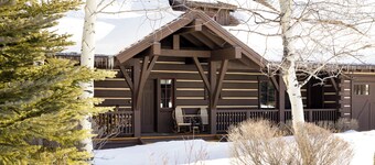 Outpost: Golf and Tennis Cabin 5870 - Close to Nat'l Park