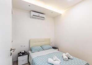 2 phòng ngủ, bàn ủi/dụng cụ ủi quần áo