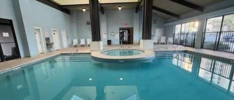 Appart'hôtel, plusieurs lits (White Caps 804) | Piscine | Piscine extérieure