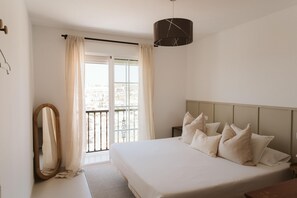 2 bedrooms, iron/ironing board, travel crib, WiFi