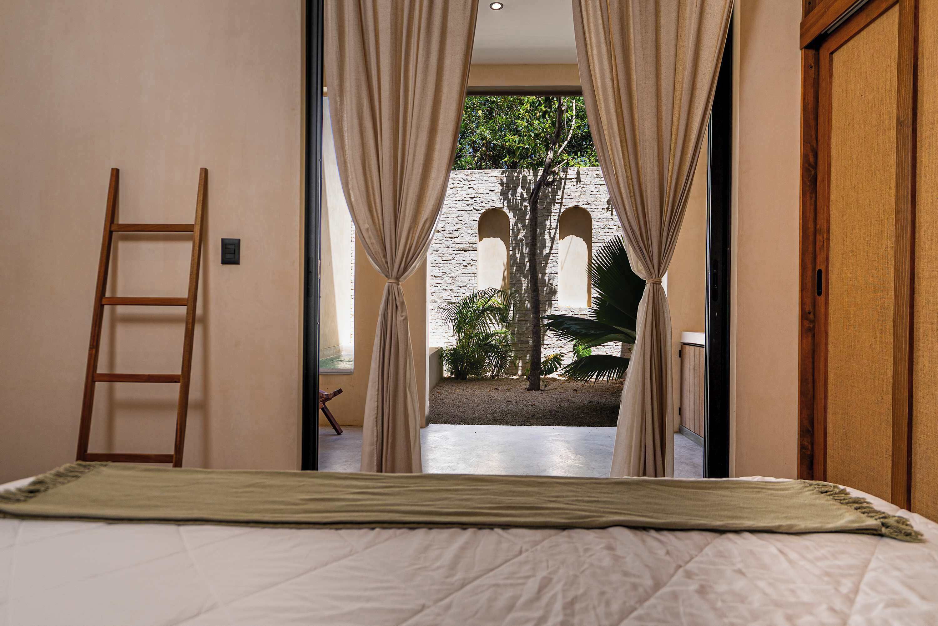 5 chambres, bureau, Wi-Fi, draps fournis