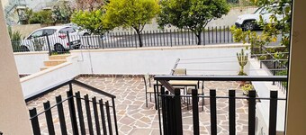 Casa rita - beach house with garden and bbq grill