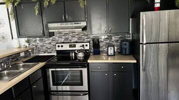Microwave, oven, stovetop