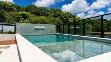 Piscine couverte