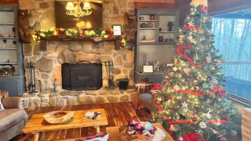 Smart-tv en een open haard