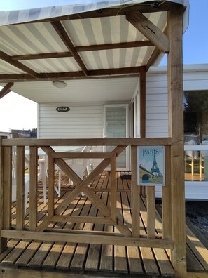 行動屋, 2 間臥室, 廚房, 渡假村景觀 | 露台/庭院