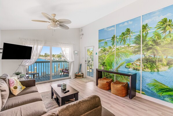 TV - Enchanting dog-friendly waterfront retreat with pool, hot tub, & amazing views (Key Colony Beach)