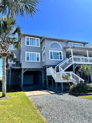Exterior - Oceanfront, Sound Front, Private Community, Luxury Home with Pool! (Ocean Isle Beach)