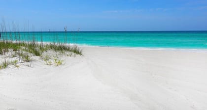 Take A Dip- Luxury 6 bedrooms