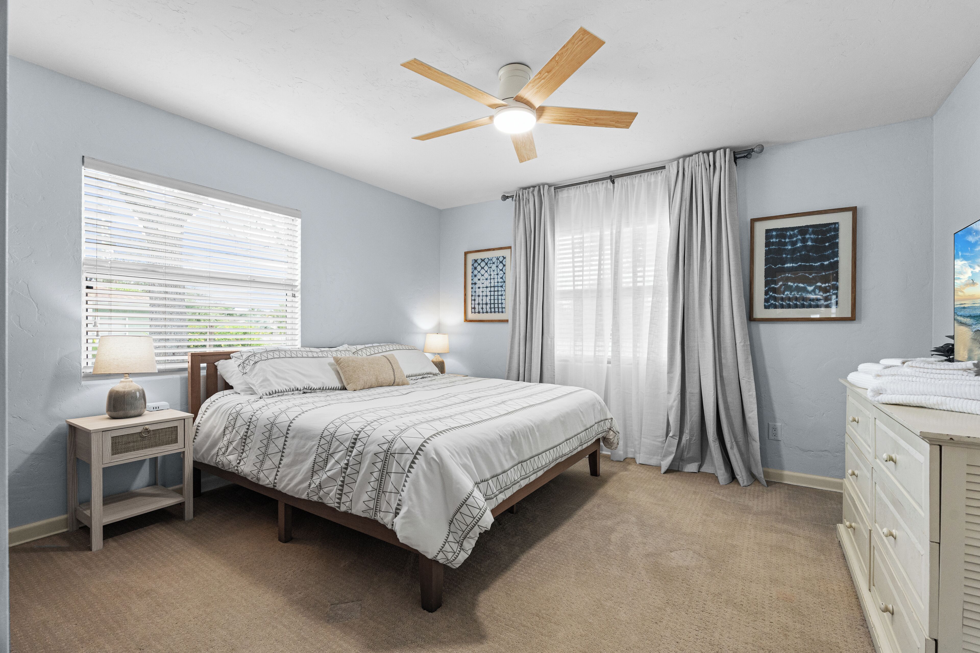 2 多间卧室、客房内保险箱、熨斗/熨衣板、WiFi