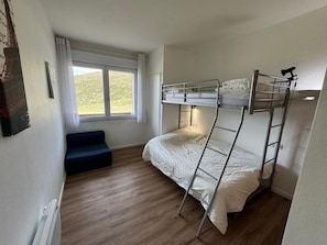 1 bedroom