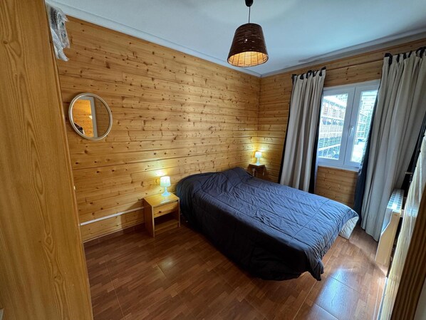 1 quarto