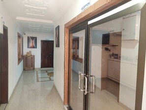 Reception - My5 Hotel (Kumasi)