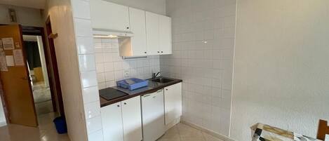 Fridge, microwave, coffee/tea maker, toaster