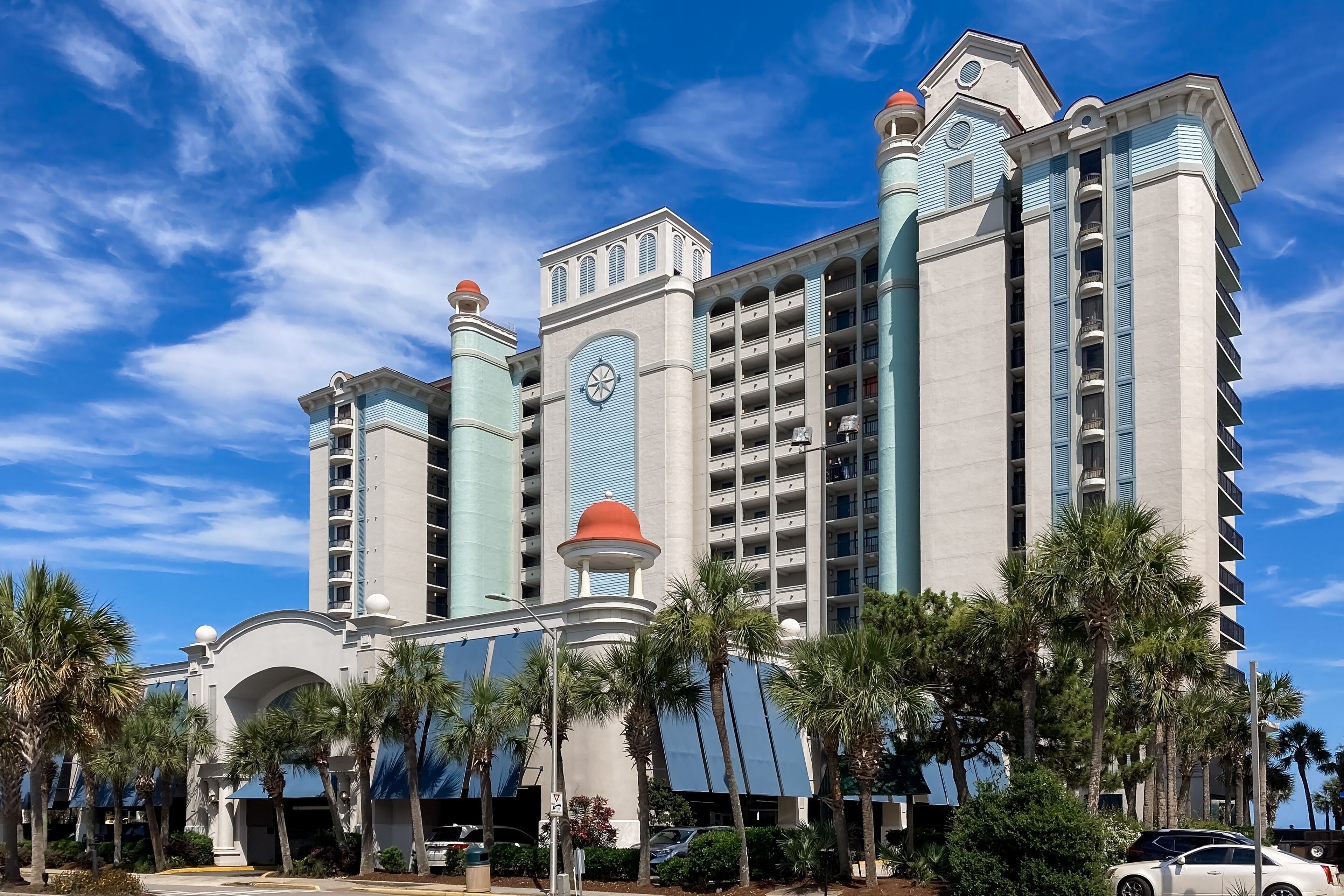 المنشأة من الخارج