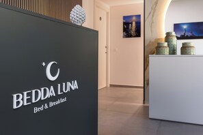 Reception - Bedda Luna B&B (San Vito Lo Capo)