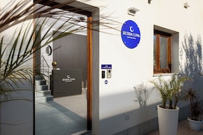 Front of property - Bedda Luna B&B (San Vito Lo Capo)