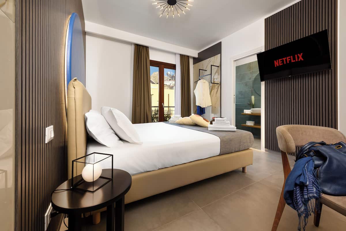 Comfort Double Room, Balcony, Mountain View