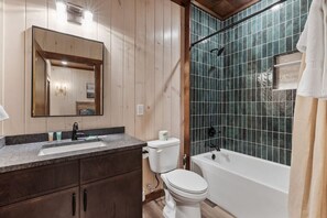 ヘアドライヤー、タオル