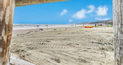 "The Shores" One Bedroom with A/C Steps to La Jolla Shores Beach, San Diego