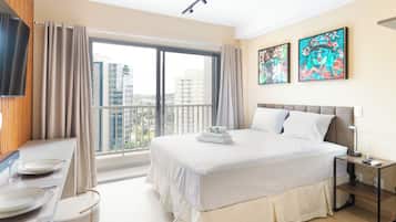 Studio | Blackout drapes, iron/ironing board, free WiFi, bed sheets