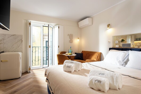 Appartement Deluxe, coin cuisine, vue ville | 1 chambre, rideaux occultants, fer et planche à repasser, Wi-Fi gratuit