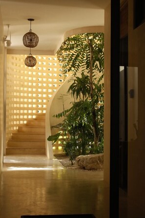 Interior detail - Tierra (Tulum)