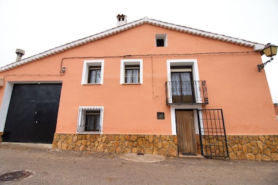 COUNTRY HOUSE EL HIDALGO VALDECOLMENAS DE ARRIBA