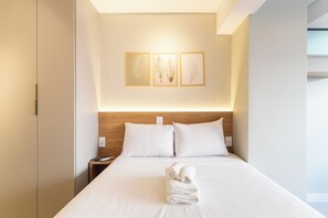 Studio | Blackout drapes, iron/ironing board, free WiFi - Co.Next Liberdade (Sao Paulo)