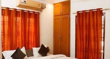 Mahuri Home Stay