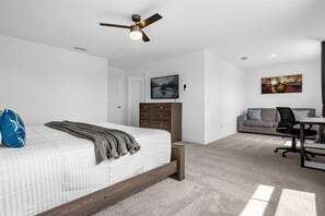 3 bedrooms, travel cot, WiFi, bed sheets