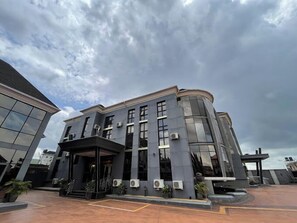 Front of property - Infinite Luxury Hotels and Suites (Enugu)