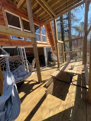 Outdoor dining - Cabin in the TreeTops! 4 Level a-frame cabin, with 5 levels of decks (Lancaster)