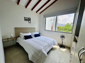 Apartment, 3 Bedrooms, Smoking