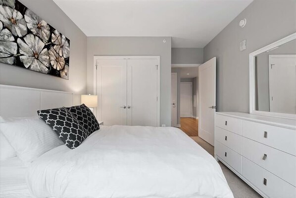 1 chambre, bureau, fer et planche à repasser, Wi-Fi gratuit