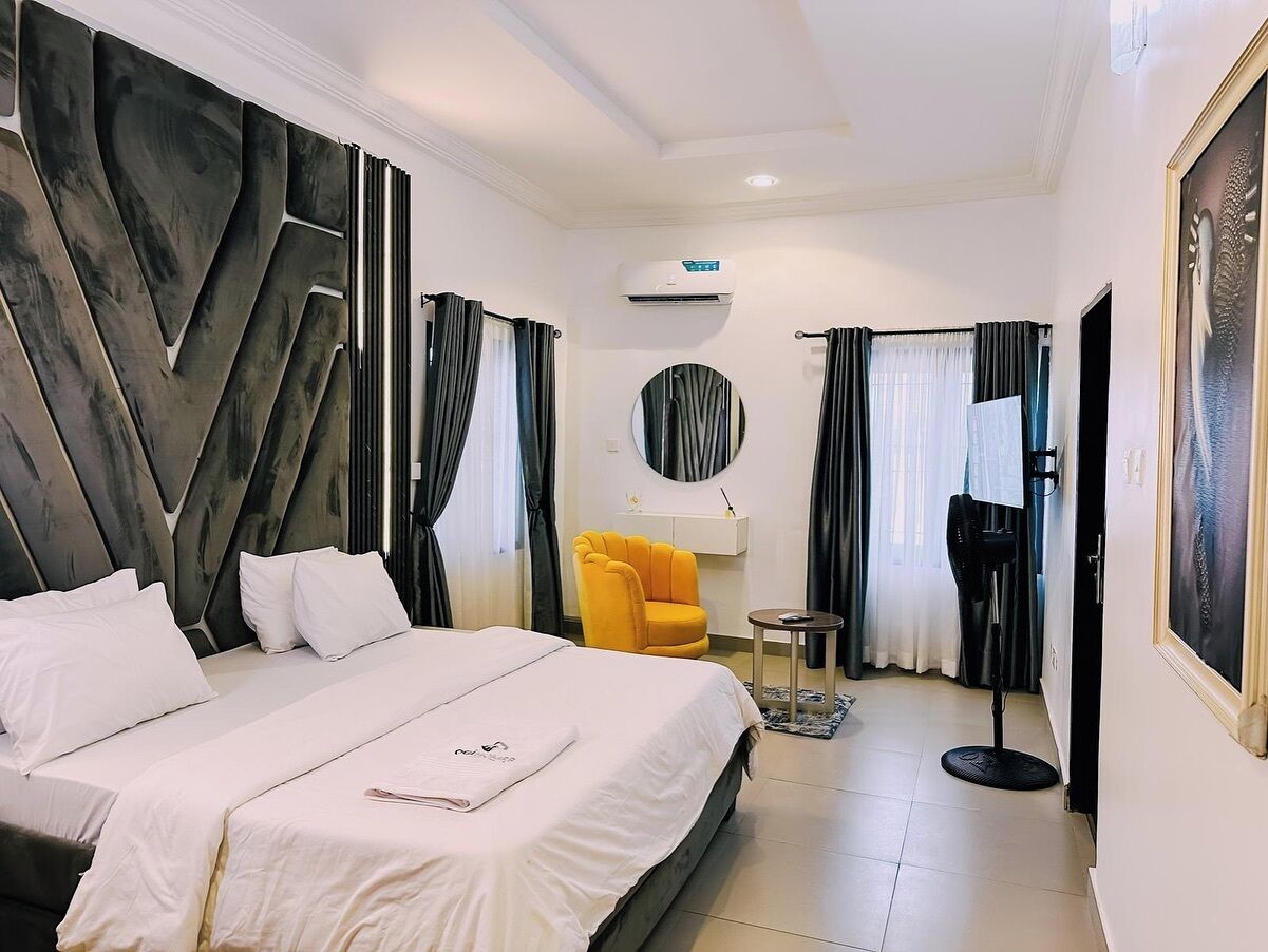 Deluxe Apartment, Balcony, City View | 1 bilik tidur, meja, ruang kerja komputer riba 