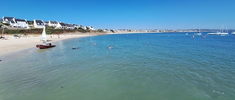 Sun-loungers, beach towels