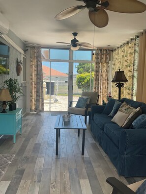 リビング エリア