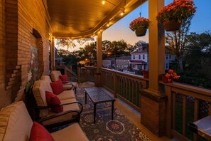 Terrace/patio - Reunion Ready. 2-Home Compound With Private Yard (Pittsburgh)