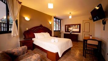 Laptop workspace, free WiFi, bed sheets