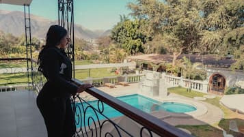 2 piscinas al aire libre