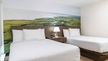 3 Bedrooms Premium Suite (No Pets allowed) | 3 bedrooms, in-room safe, iron/ironing board, free WiFi