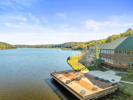 Exterior. Meals Included | Sunnen Lodge YMCA Lofted Room