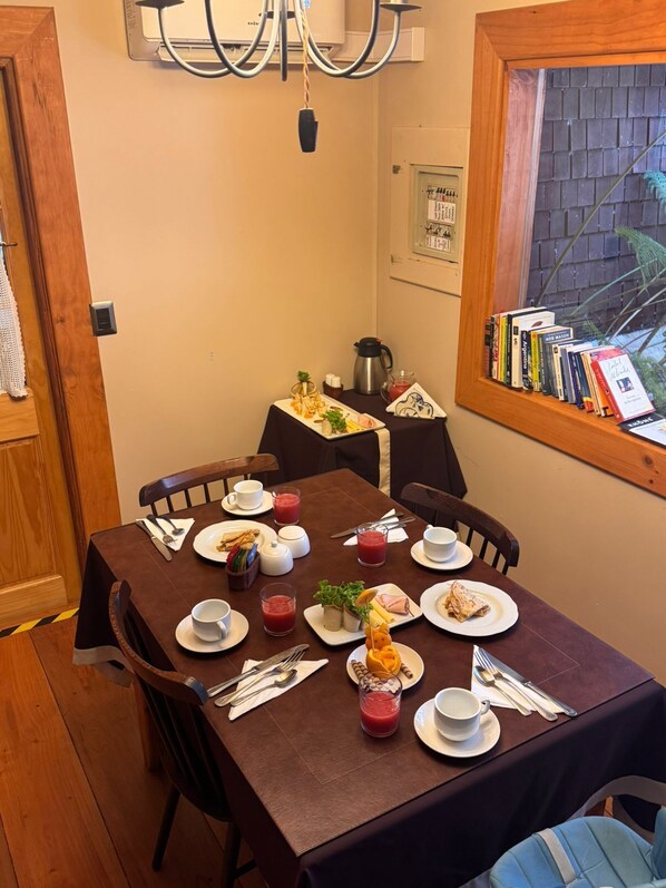 Restaurant - hotel salto del carileufu (Pucon)