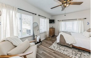 4 soverom, strykejern/-brett, wi-fi (inkludert) og sengetøy