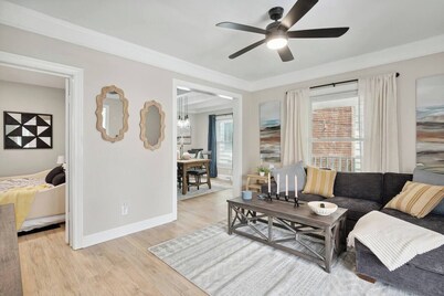 Capitol Oasis 3 bed/2 bath near downtown Lansing!