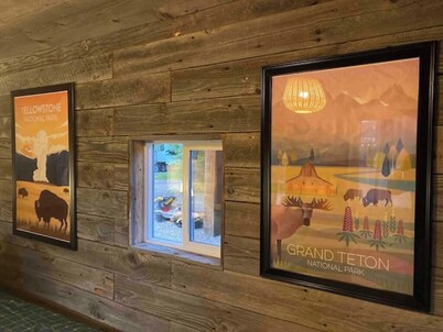 West Yellowstone Station At Mountain River Ranch